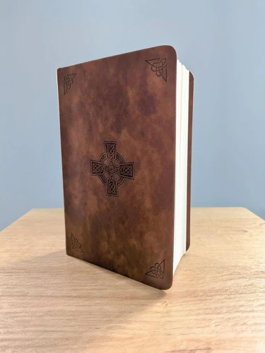 NIV Celtic Bible
