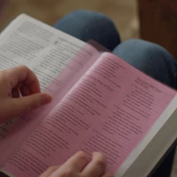 ESV Holy Bible: Dyslexia-Friendly Edition