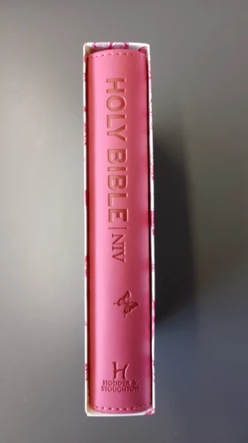 Pink Zip-up Bible (NIV)