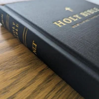 NLT Church Bible