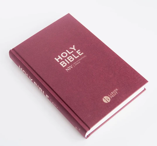 NIV Larger Print Gift Hardback Bible