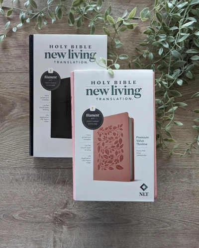 NLT Premium Value Thinline Bible, Filament-Enabled