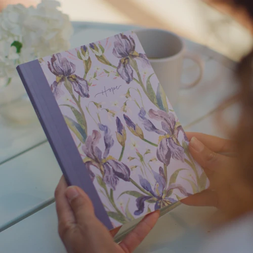 ESV Prayer Journal: 30 Days on Hope