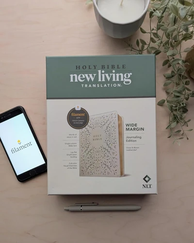 NLT Wide Margin Bible, Filament Enabled