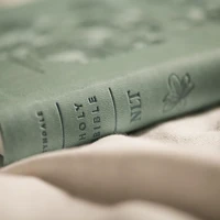 NLT Premium Value Thinline Bible, Filament Enabled