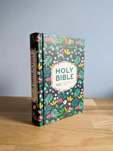 NIV Pocket Floral Hardback Bible