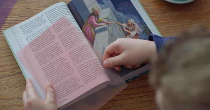 ESV Holy Bible for Kids: Dyslexia-Friendly Edition
