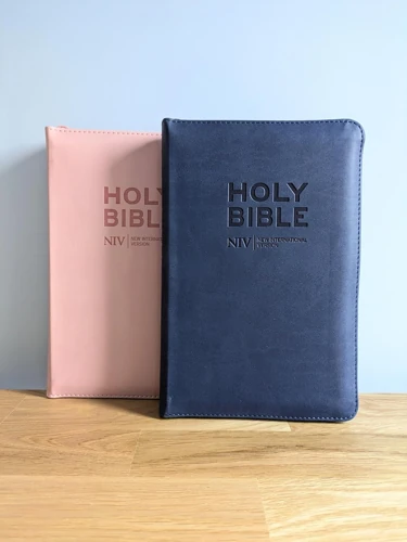 NIV Larger Print Personal Navy Blue Bible