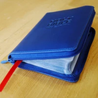 NIV Tiny Navy Soft-tone Bible with Zip