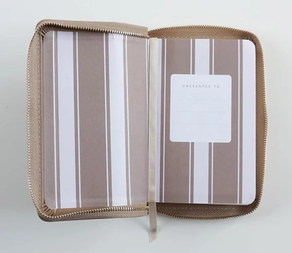 NIV Pocket Latte Bible with Gold Zip