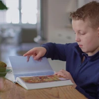 ESV Holy Bible for Kids: Dyslexia-Friendly Edition