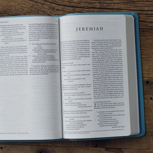ESV Premium Gift Bible, Floral Design