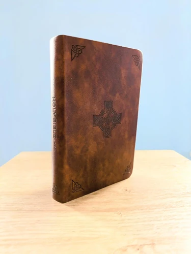 NIV Celtic Bible